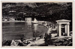 MUO-035210: Makarska - Pogled na plažu: razglednica