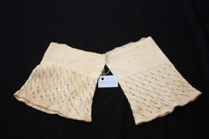 MUO-028524/11: Pletena čipka (gornji dio čarapa): pletena čipka