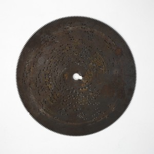 MUO-015195/02: Metalna ploča za simfonion: ploča