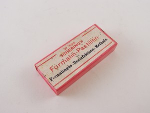 MUO-013351/05: Schering's Formalin-pastillen: kutija