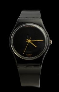 MUO-018235: Swatch Black Magic: ručni sat
