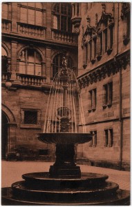 MUO-008745/1296: Nürnberg - Brunnen in Rathaushof: razglednica