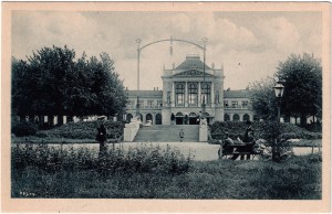 MUO-015625/01: Zagreb - Trg Franje Josipa s kolodvorom : Zagreb - Franz Joseph's Square and the central railway station: razglednica