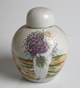 MUO-027738: Vaza s poklopcem: vaza s poklopcem