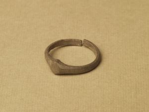 MUO-038345: Kalup za izradu nakita: kalup