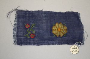 MUO-004345: Uzorak narodnog tkanja: uzorak narodnog tkanja