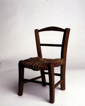 DIJA-4355: minijaturni stolac