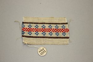 MUO-004353: Uzorak narodnog tkanja: uzorak narodnog tkanja
