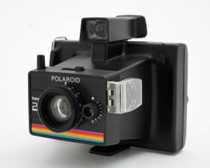 MUO-046757: Polaroid Instant 20: fotoaparat