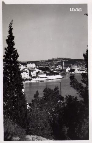 MUO-040859: Hvar- Panorama: razglednica