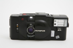 MUO-046542/01: Olympus XA 2: fotoaparat