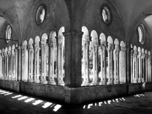 MUO-030256/19b: Klaustar franjevačkog samostana: fotografija