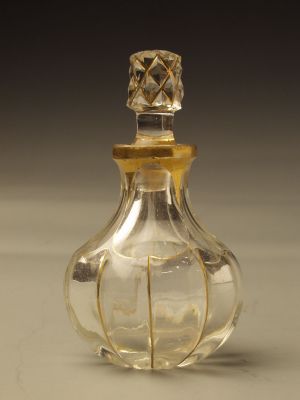 MUO-000716: Bočica za parfem: bočica za parfem