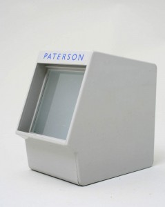 MUO-047142: Paterson: povećalo/aparat za gledanje dijapozitiva ili negativa