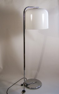 MUO-056009: Stojeća svjetiljka: stojeća svjetiljka