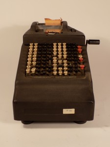 MUO-026058: ALFA: stroj za računanje