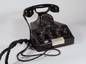 MUO-026050: Telefonski aparat: telefonski aparat