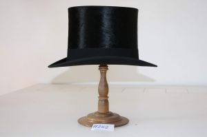 MUO-011262: cilindar: šešir