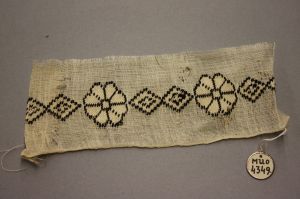 MUO-004349: Uzorak narodnog tkanja: uzorak narodnog tkanja