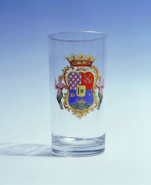 DIJA-3365: čaša