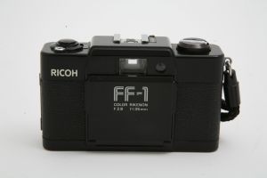 MUO-046539: Ricoh FF-1: fotoaparat