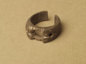 MUO-038366: Kalup za izradu nakita: kalup