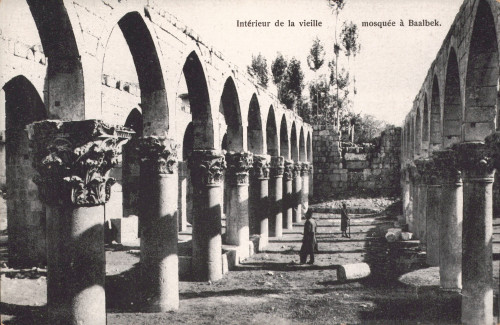 MUO-013346/118: Bliski istok - Baalbek; Unutrašnjost džamije: razglednica