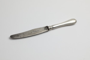 MUO-018425/06: Nož: nož