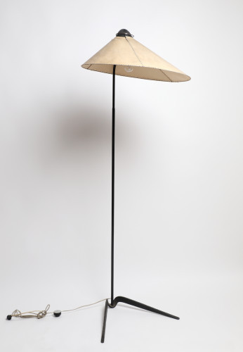 MUO-059623: Podna lampa: stojeća svjetiljka