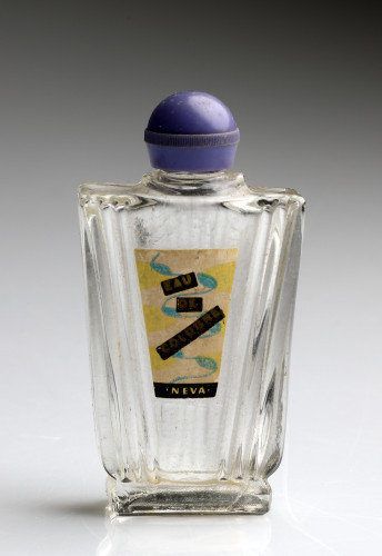 MUO-060127: Marta: bočica za parfem