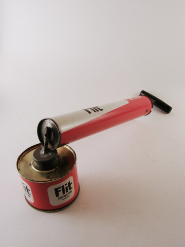 MUO-048897: Flit: aparat za špricanje insekticida
