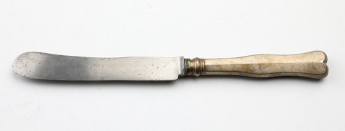 MUO-011422: Nož: nož